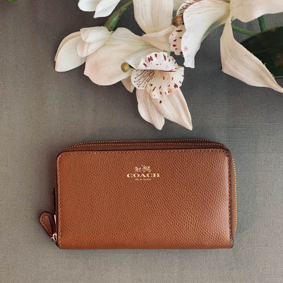 Coach Handbags - Coach Wallet